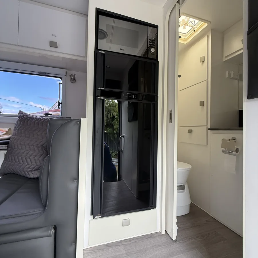 Caravan interior detailing bathroom and toilet clean Perth